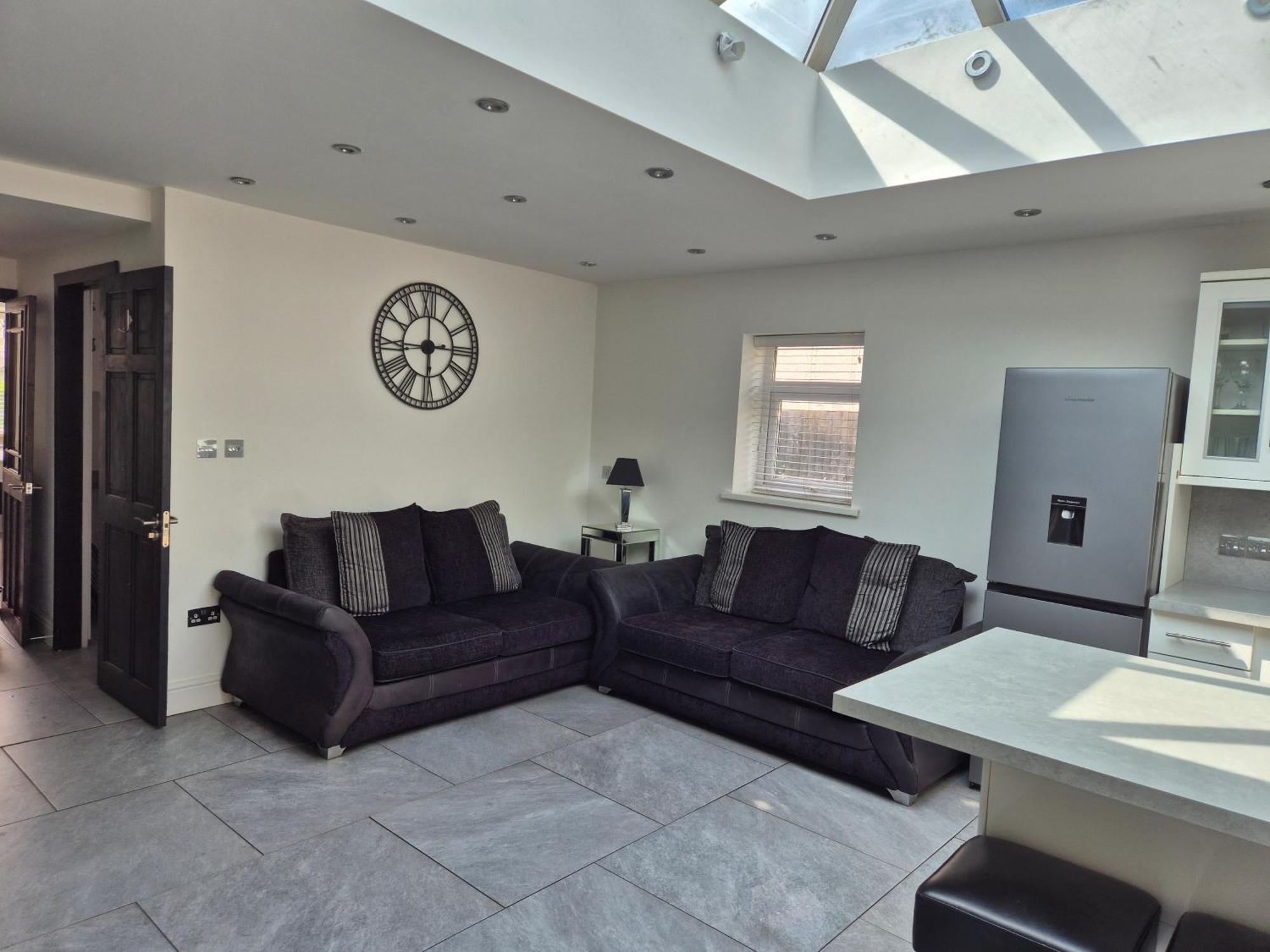 Centre House - Sleeps 6 Holiday home Cardiff